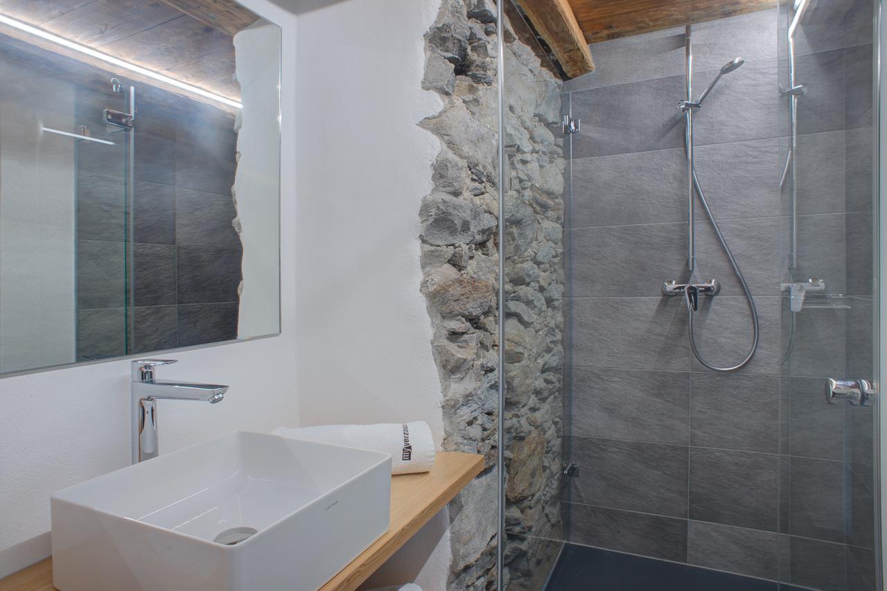 Myverzasca Resort Ai Piee Brione  ภายนอก รูปภาพ
